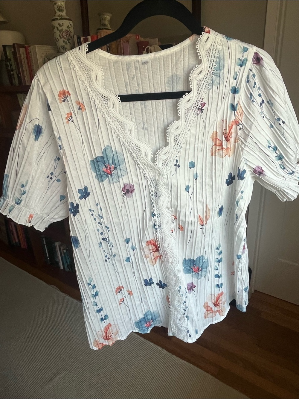 White Floral Lace-Trim Women's Blouse - Short Sleeve